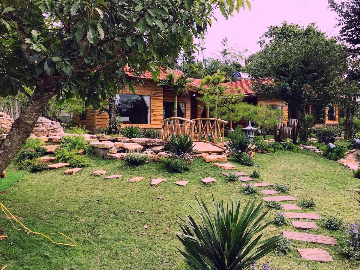 Sora Homestay Pleiku Esterno foto