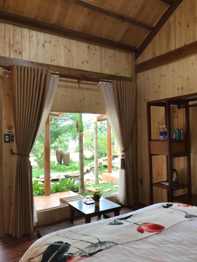 Sora Homestay Pleiku Esterno foto