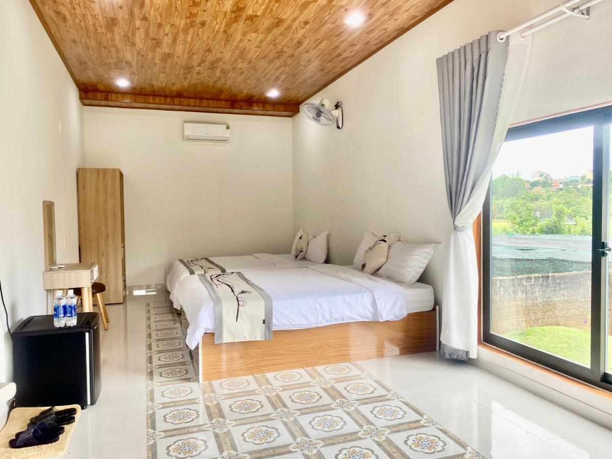 Sora Homestay Pleiku Esterno foto